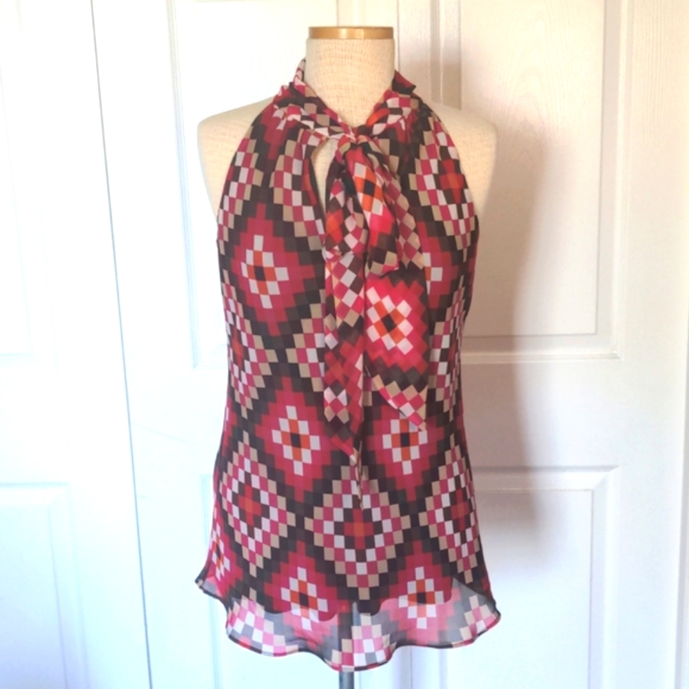 Patterned Banana Republic Sleeveless Blouse